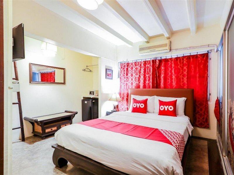 Oyo 391 Pat'S Klangviang Guesthouse 치앙마이 외부 사진