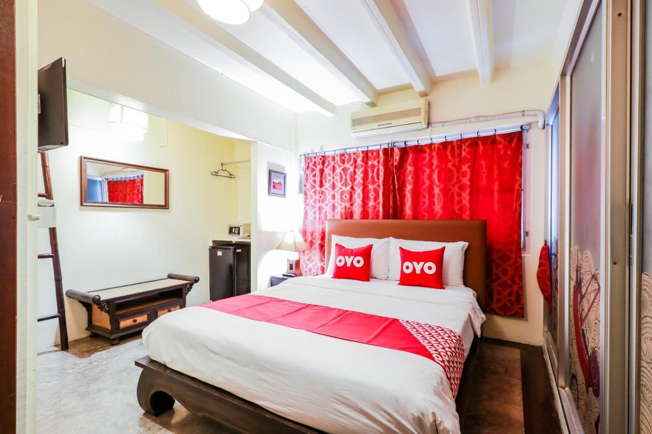 Oyo 391 Pat'S Klangviang Guesthouse 치앙마이 외부 사진