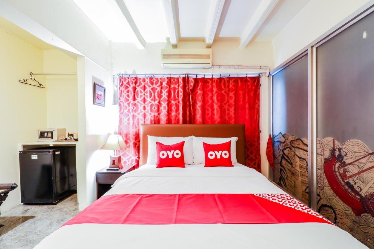 Oyo 391 Pat'S Klangviang Guesthouse 치앙마이 외부 사진